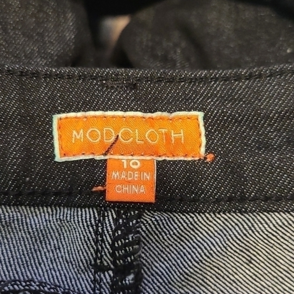 [Modcloth] Hi Rise Button Up Jeans - Size 10 - Picture 5 of 9